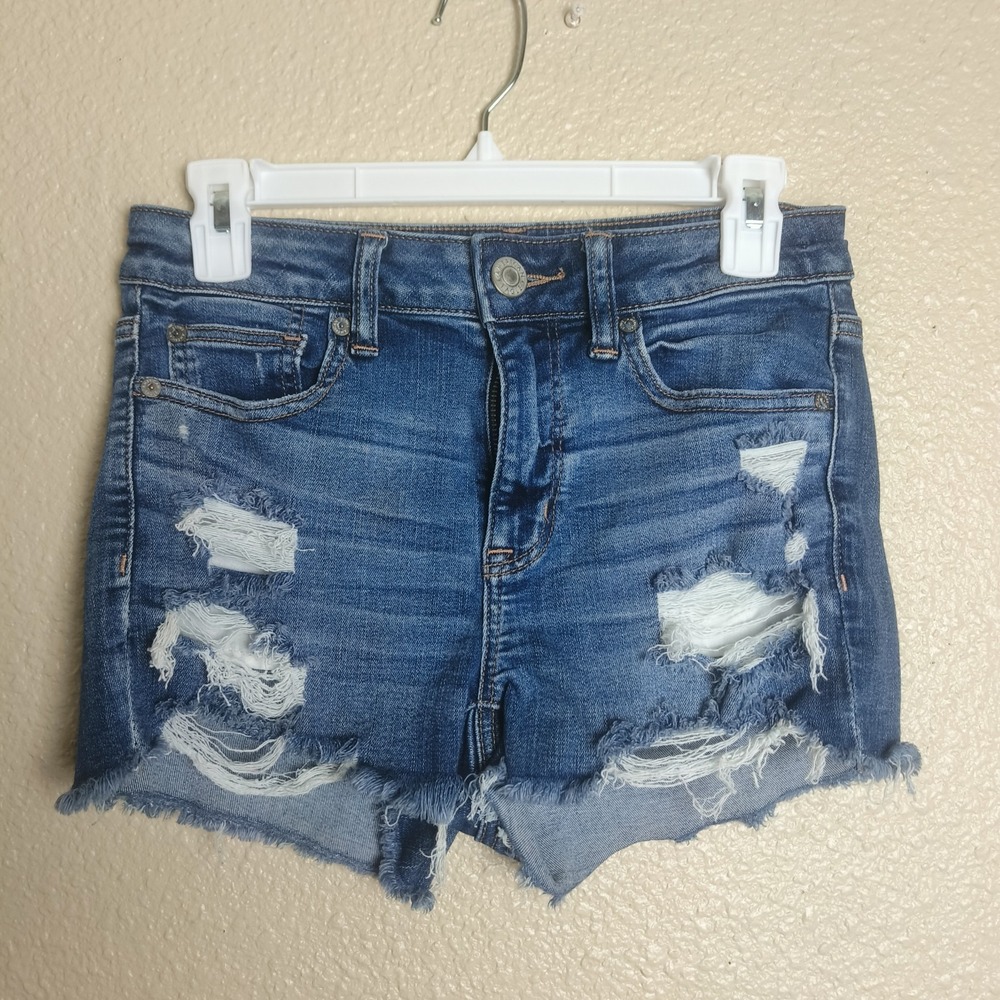 American Eagle Womens Size 4 Blue Denim Ditressed Shorts‎ Hi-Rise Shortie